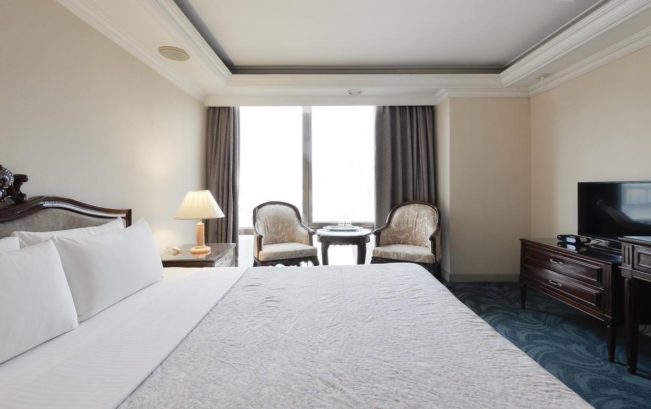 Forbes Hotel Taichung Eksteriør billede